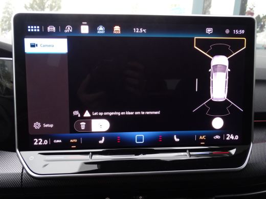 Volkswagen Golf 115PK Automaat 1.5 eTSI R-Line Edition | Achteruitrijcamera | Airco (automatisch) | Keyless entry ActivLease financial lease