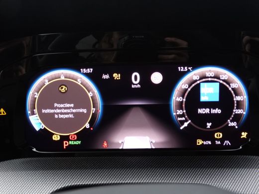 Volkswagen Golf 115PK Automaat 1.5 eTSI R-Line Edition | Achteruitrijcamera | Airco (automatisch) | Keyless entry ActivLease financial lease