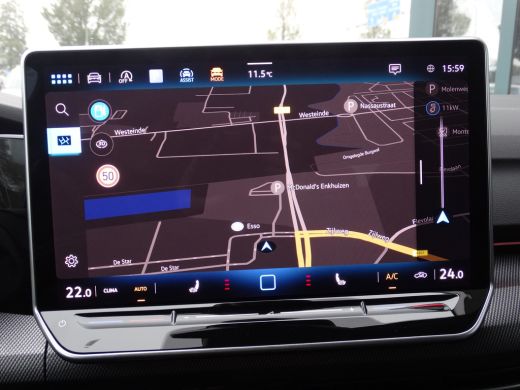 Volkswagen Golf 115PK Automaat 1.5 eTSI R-Line Edition | Achteruitrijcamera | Airco (automatisch) | Keyless entry ActivLease financial lease