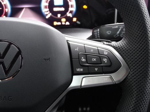 Volkswagen Golf 115PK Automaat 1.5 eTSI R-Line Edition | Achteruitrijcamera | Airco (automatisch) | Keyless entry ActivLease financial lease