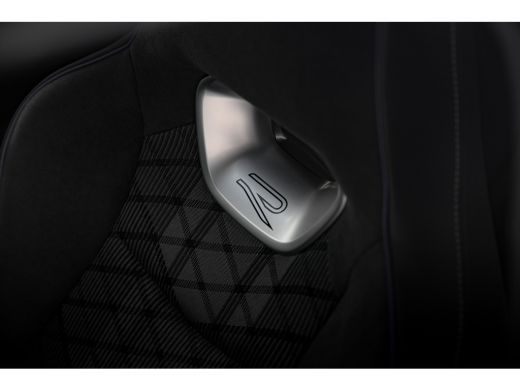 Volkswagen Passat Variant 1.5 eTSI 150pk R-Line Edition | Panoramadak | Head-Up | Dodehoeksensor | Adaptive Cruise ActivLease financial lease