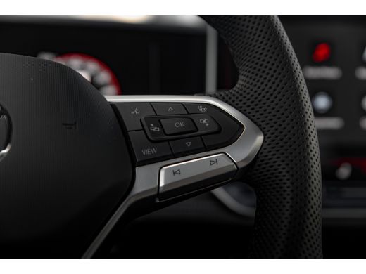 Volkswagen Passat Variant 1.5 eTSI 150pk R-Line Edition | Panoramadak | Head-Up | Dodehoeksensor | Adaptive Cruise ActivLease financial lease