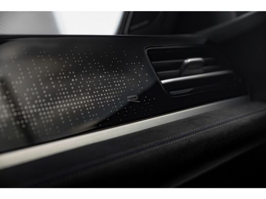 Volkswagen Passat Variant 1.5 eTSI 150pk R-Line Edition | Panoramadak | Head-Up | Dodehoeksensor | Adaptive Cruise ActivLease financial lease