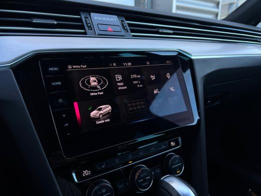 Volkswagen Passat Variant 1.5 TSI 150 pk 6-DSG Elegance Business R | Trekhaak wegklapbaar | Climatronic | Cruisen C... ActivLease financial lease