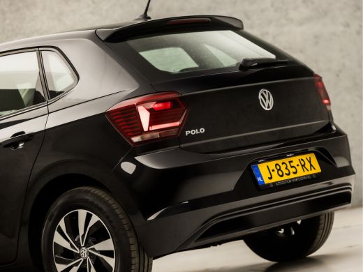 Volkswagen Polo 1.0 Sportline (VIRTUAL COCKPIT, APPLE CARPLAY, GROOT NAVI, ADAPTIVE CRUISE, CAMERA, SPORTSTOELEN,... ActivLease financial lease