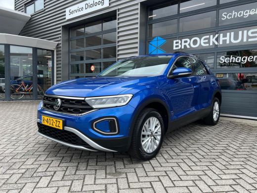 Volkswagen T-Roc 1.0 TSI 110 pk Life | Cruise contrel Adaptief | Parkeer assistent | Apple Carplay | Airco | Led k... ActivLease financial lease