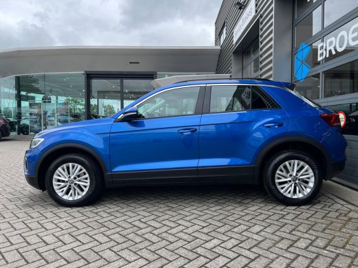 Volkswagen T-Roc 1.0 TSI 110 pk Life | Cruise contrel Adaptief | Parkeer assistent | Apple Carplay | Airco | Led k... ActivLease financial lease