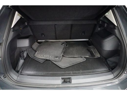 Volkswagen Tiguan Life Edition 1.5 TSI 150 pk 7-DSG | Trekhaak | Standkachel | Winterpakket | Navigatie | Apple Car... ActivLease financial lease