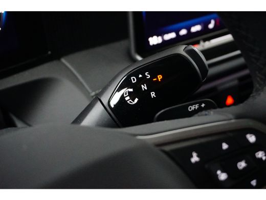 Volkswagen Tiguan Life Edition 1.5 TSI 150 pk 7-DSG | Trekhaak | Standkachel | Winterpakket | Navigatie | Apple Car... ActivLease financial lease