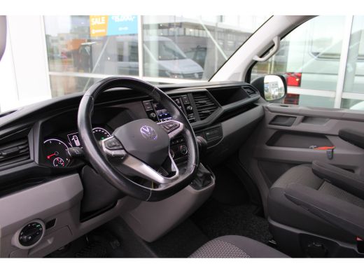 Volkswagen Transporter 2.0 TDI L1H1 | 150 pk | Automaat | Trekhaak | Adaptive Cruise | LED Zwaailampbalk | App Connect |... ActivLease financial lease
