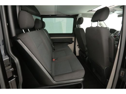 Volkswagen Transporter 2.0 TDI L2H1 | 204PK | DC | 5 Persoons | Panoramadak | Automaat | Airco | Camera | Carplay | Crui... ActivLease financial lease