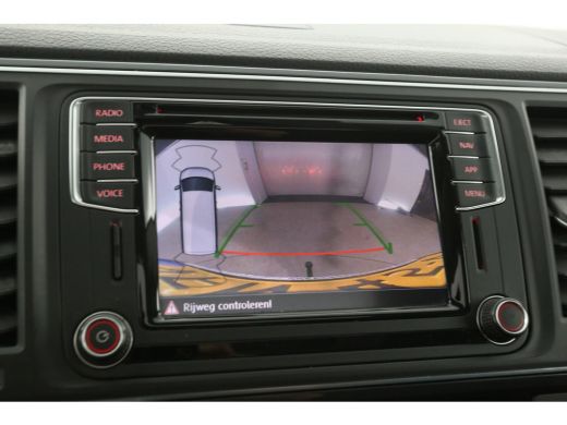 Volkswagen Transporter 2.0 TDI L2H1 | 204PK | DC | Pano | Automaat | Airco | Camera | Carplay | Cruise | Navi | 2xSchuif... ActivLease financial lease