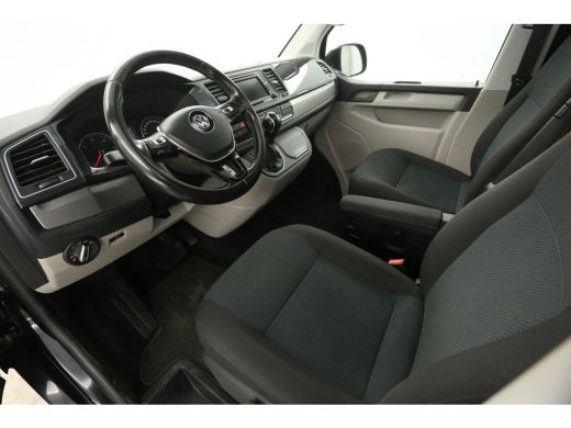 Volkswagen Transporter 2.0 TDI L2H1 | 204PK | DC | Pano | Automaat | Airco | Camera | Carplay | Cruise | Navi | 2xSchuif... ActivLease financial lease