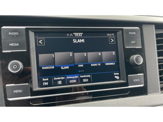 Volkswagen Transporter 2.0 TDI L2H1 28 Comfortline | 110PK | Airco | Betimmering | Imperiaal | Camera | Trekhaak | Navi ... ActivLease financial lease