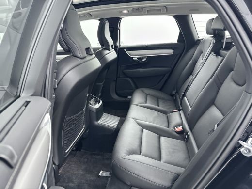 Volvo  V90 T8 Recharge Ultra Dark | 19" | Trekhaak | Gelaagd glas | 360 Camera | Panoramadak | Head-up | Ful... ActivLease financial lease