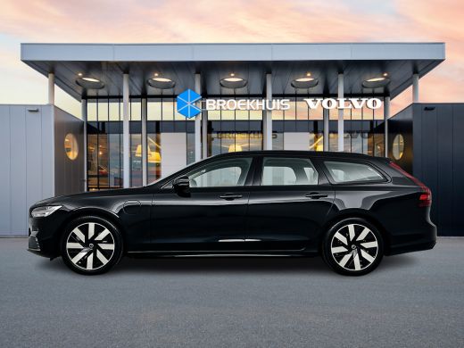 Volvo  V90 T8 Recharge Ultra Dark | 19" | Trekhaak | Gelaagd glas | 360 Camera | Panoramadak | Head-up | Ful... ActivLease financial lease