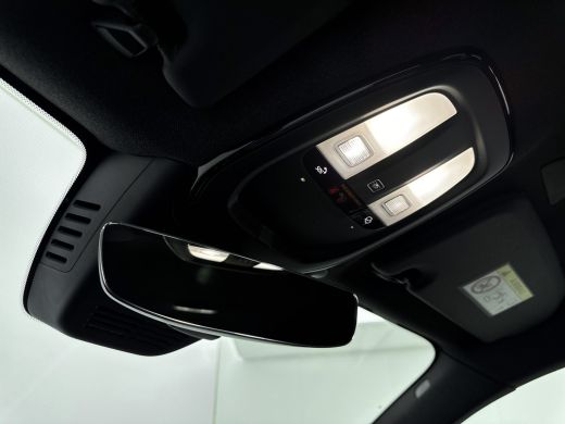 Volvo  XC40 2.0 B4 Plus Dark | Trekhaak | Reserve wiel | BLIS | Adaptive Cruiscontrol | Verwarmbare voorruit ... ActivLease financial lease