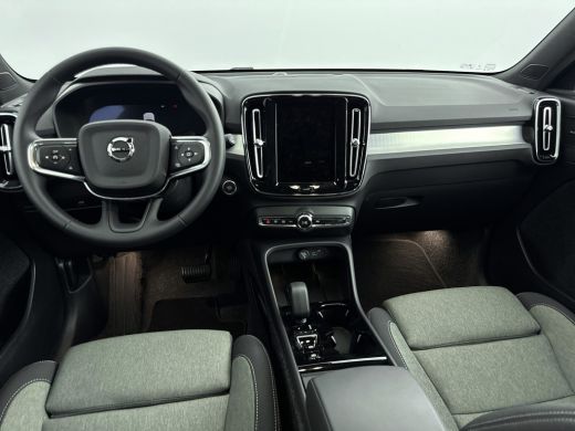 Volvo  XC40 2.0 B4 Plus Dark | Trekhaak | Reserve wiel | BLIS | Adaptive Cruiscontrol | Verwarmbare voorruit ... ActivLease financial lease