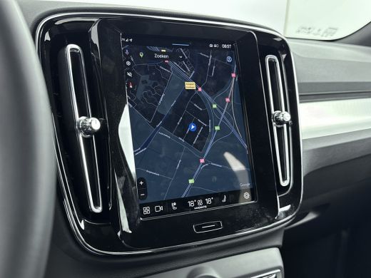 Volvo  XC40 2.0 B4 Plus Dark | Trekhaak | Reserve wiel | BLIS | Adaptive Cruiscontrol | Verwarmbare voorruit ... ActivLease financial lease