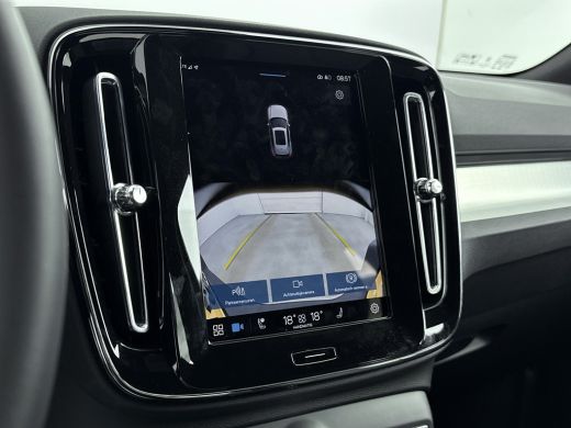 Volvo  XC40 2.0 B4 Plus Dark | Trekhaak | Reserve wiel | BLIS | Adaptive Cruiscontrol | Verwarmbare voorruit ... ActivLease financial lease