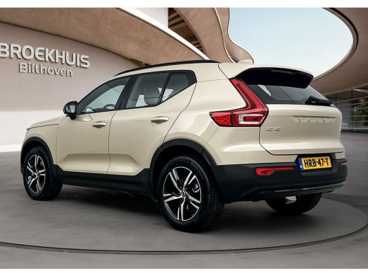 Volvo  XC40 2.0 B4 Plus Dark | Trekhaak | Reserve wiel | BLIS | Adaptive Cruiscontrol | Verwarmbare voorruit ... ActivLease financial lease