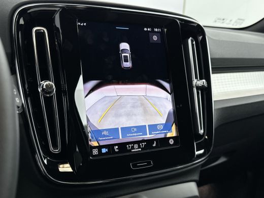 Volvo  XC40 B4 Plus Dark | 18" | Trekhaak | Elektrische stoelen | Harman Kardon | Adaptieve cruise | BILIS | ... ActivLease financial lease