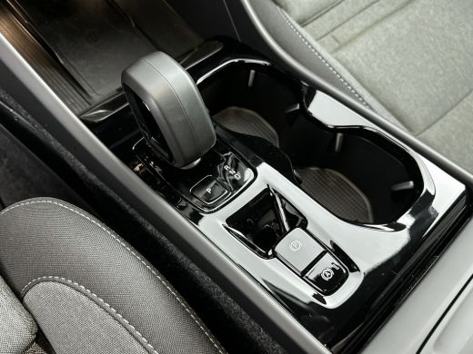 Volvo  XC40 B4 Plus Dark | 18" | Trekhaak | Elektrische stoelen | Harman Kardon | Adaptieve cruise | BILIS | ... ActivLease financial lease