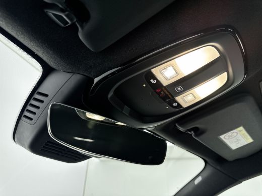 Volvo  XC40 B4 Plus Dark | 18" | Trekhaak | Elektrische stoelen | Harman Kardon | Adaptieve cruise | BILIS | ... ActivLease financial lease