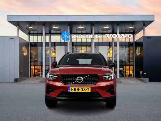 Volvo  XC40 B4 Plus Dark | 18" | Trekhaak | Elektrische stoelen | Harman Kardon | Adaptieve cruise | BILIS | ... ActivLease financial lease