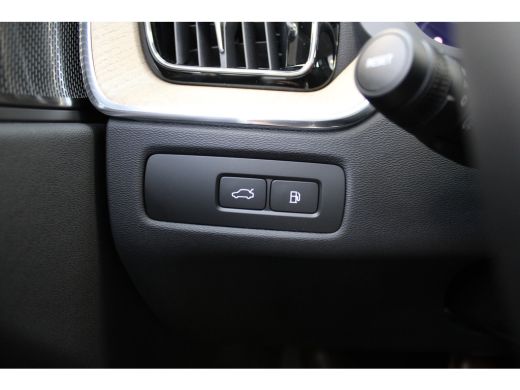 Volvo  XC60 T6 350PK Plus Dark | 360° | Getint Glas | Verwarmbare voorruit | Adap Cruise | HK audio | Memory ActivLease financial lease