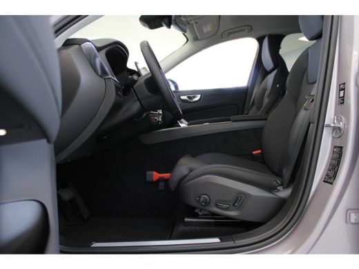 Volvo  XC60 T6 350PK Plus Dark | 360° | Getint Glas | Verwarmbare voorruit | Adap Cruise | HK audio | Memory ActivLease financial lease