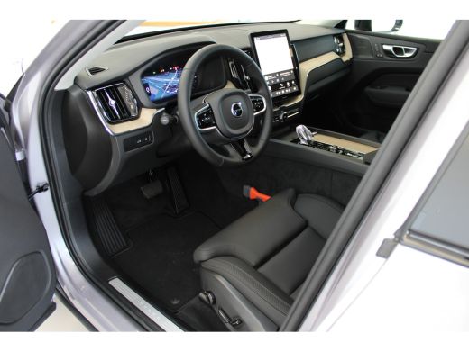 Volvo  XC60 T6 350PK Plus Dark | 360° | Getint Glas | Verwarmbare voorruit | Adap Cruise | HK audio | Memory ActivLease financial lease