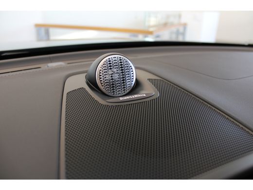 Volvo  XC60 T6 350PK Ultra Dark | Luchtvering | Getint Glas | B&W Audio | Massage ActivLease financial lease