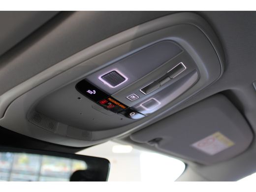 Volvo  XC60 T6 350PK Ultra Dark | Luchtvering | Getint Glas | B&W Audio | Massage ActivLease financial lease