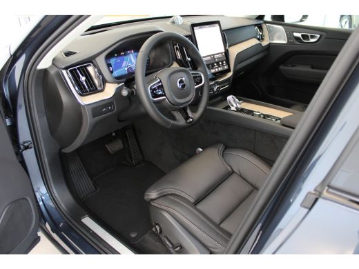 Volvo  XC60 T6 350PK Ultra Dark | Luchtvering | Getint Glas | B&W Audio | Massage ActivLease financial lease