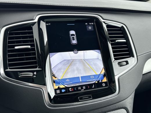 Volvo  XC90 T8 Recharge Ultimate Dark | Luchtvering | 360-Camera | Trekhaak | Panoramadak | Head-up Display |... ActivLease financial lease