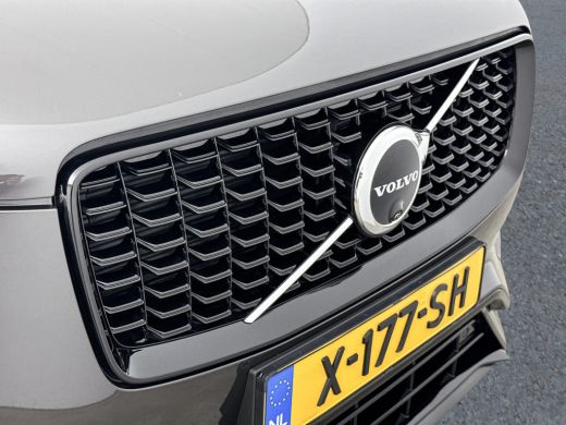 Volvo  XC90 T8 Recharge Ultimate Dark | Luchtvering | 360-Camera | Trekhaak | Panoramadak | Head-up Display |... ActivLease financial lease