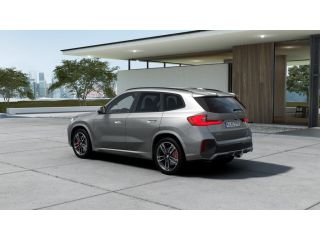 BMW iX1 eDrive20 High Executive M Sport Automaat / Panoramadak / Trekhaak / Sportstoelen / M Adaptief ond...