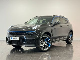 Lynk & Co 01 | 360°-camera | Cruise control adaptief met Stop&Go en stuurhulp | Navigatiesysteem full map