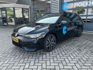 Volkswagen Golf R-Line Edition 1.5 eTSI 115pk DSG | 'App-Connect' draadloze smartphone integratie | Achteruitrijc...