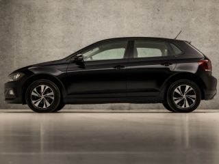 Volkswagen Polo 1.0 Sportline (VIRTUAL COCKPIT, APPLE CARPLAY, GROOT NAVI, ADAPTIVE CRUISE, CAMERA, SPORTSTOELEN,...
