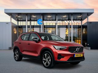 Volvo  XC40 B4 Plus Dark | 18" | Trekhaak | Elektrische stoelen | Harman Kardon | Adaptieve cruise | BILIS | ...