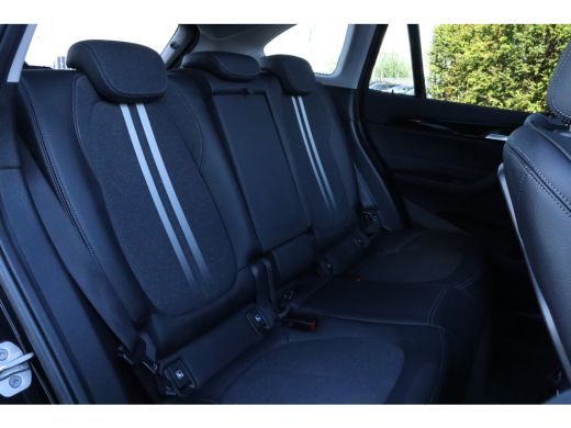 BMW X1 xDrive25e High Executive | Cruise Control | Panoramadak | Head-up | HiFi Audio | Stoelverwarming ... ActivLease financial lease