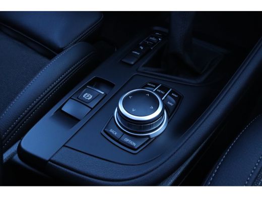BMW X1 xDrive25e High Executive | Cruise Control | Panoramadak | Head-up | HiFi Audio | Stoelverwarming ... ActivLease financial lease