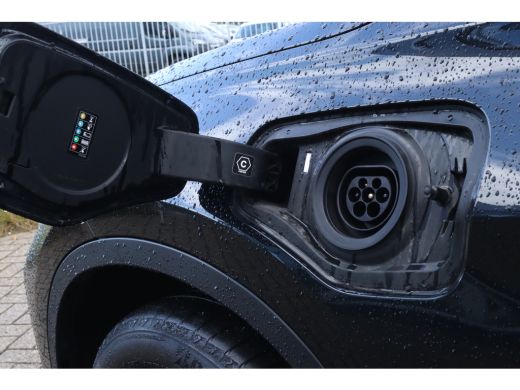 BMW X1 xDrive25e High Executive | Cruise Control | Panoramadak | Head-up | HiFi Audio | Stoelverwarming ... ActivLease financial lease