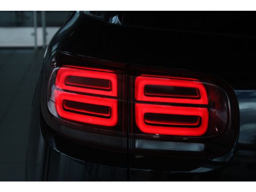 Citroën C5 Aircross 1.6 225-PK EAT8 AUTOMAAT Plug-in Hybrid Shine | LUXE UITVOERING | LEDEREN STOELEN | SCHUIFDAK | 3... ActivLease financial lease