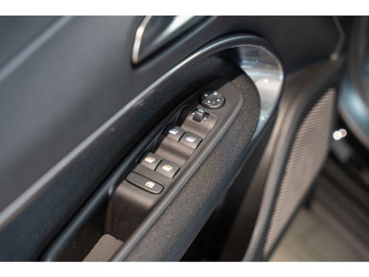 Fiat 600 1.2 Turbo 110 PK Automaat Hybrid Urban | Parkeersensoren | Apple Carplay & Android Auto | LED Mis... ActivLease financial lease