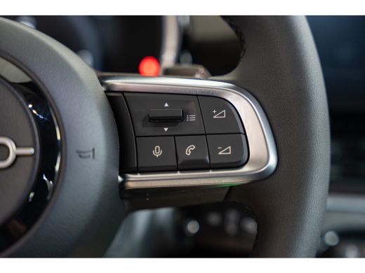 Fiat 600 1.2 Turbo 110 PK Automaat Hybrid Urban | Parkeersensoren | Apple Carplay & Android Auto | LED Mis... ActivLease financial lease