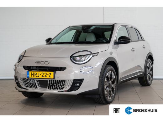 Fiat 600 1.2 Turbo 136PK Hybrid La Prima | Elektrische Achterklep | Leder | Stoel & Stuurverwarming | Came...