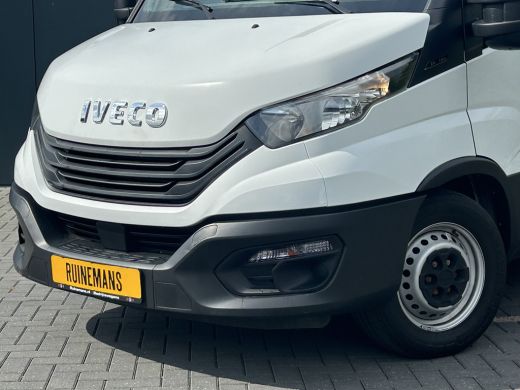 Iveco Daily 35S14V 2.3 140 PK E6 / L2H2 / 3.5T TREKHAAK / 68.554 KM !! / AIRCO / BLUETOOTH / 3-ZITS / TREKHAAK ActivLease financial lease